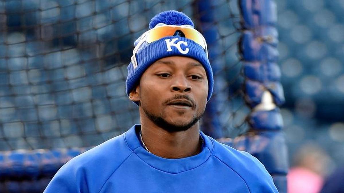The Royals' Jarrod Dyson runs off the field at the end of batting practice before Friday's baseball game against the Twins at Kauffman Stadium.