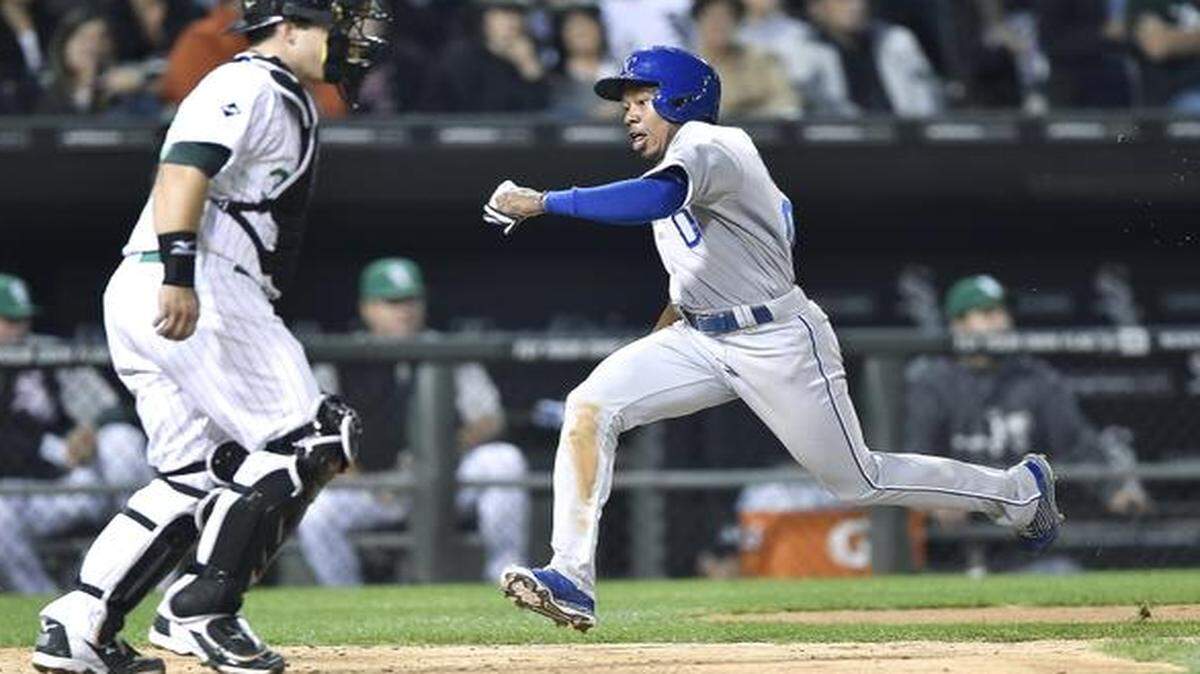 
The Royals are no strangers to speed on the base paths, but Terrance Gore takes it to another level.
