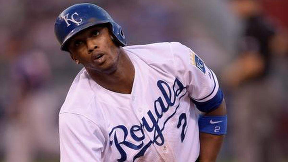 
Alcides Escobar was picked off first base to end the fourth inning on Tuesday night against the Minnesota Twins at Kauffman Stadium.
