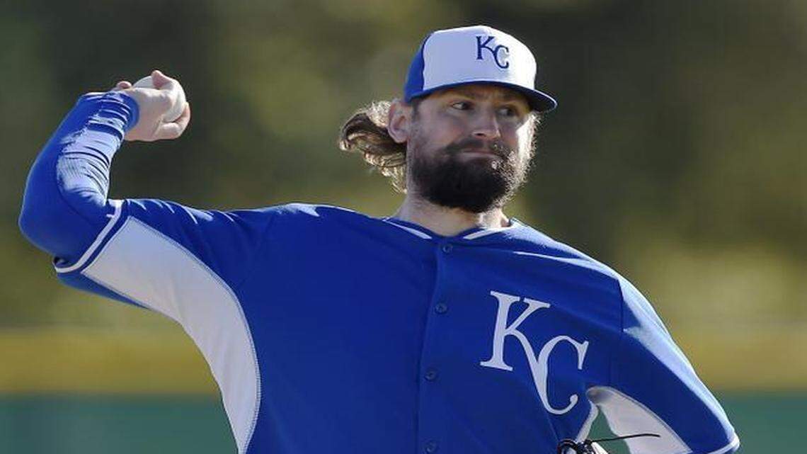 
Royals pitcher Luke Hochevar threw a 20-pitch session during batting practice Tuesday in Surprise, Ariz.
