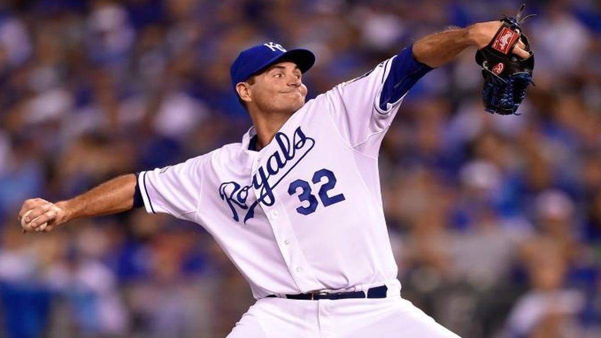 
After the rain delay ended, Chris Young took the mound in relief of Yordano Ventura.
