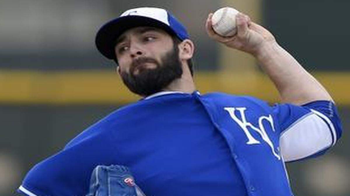 
Despite Tim Collins’ troubling season in 2014, the Royals still committed to a $1.475 million contract with him for this coming season. A lefty, Collins could serve as both a useful contributor in the bullpen and a reason to send Brandon Finnegan to the minor leagues to prep as a starter. 
