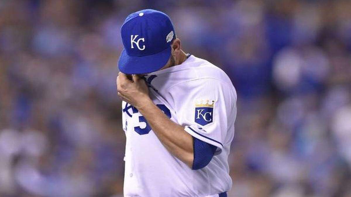 
Royals starter James Shields walked off the mound after being pulled in the fourth inning against the Giants in game one of the World Series on Tuesday.



