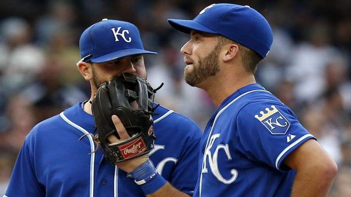 
Royals left-hander Danny Duffy (right, with Mike Moustakas) flew back to Kansas City for an examination on Sunday and the Royals hope the MRI will reveal only inflammation in his left shoulder. Duffy threw only one pitch before leaving Saturday’s game against the New York Yankees.
