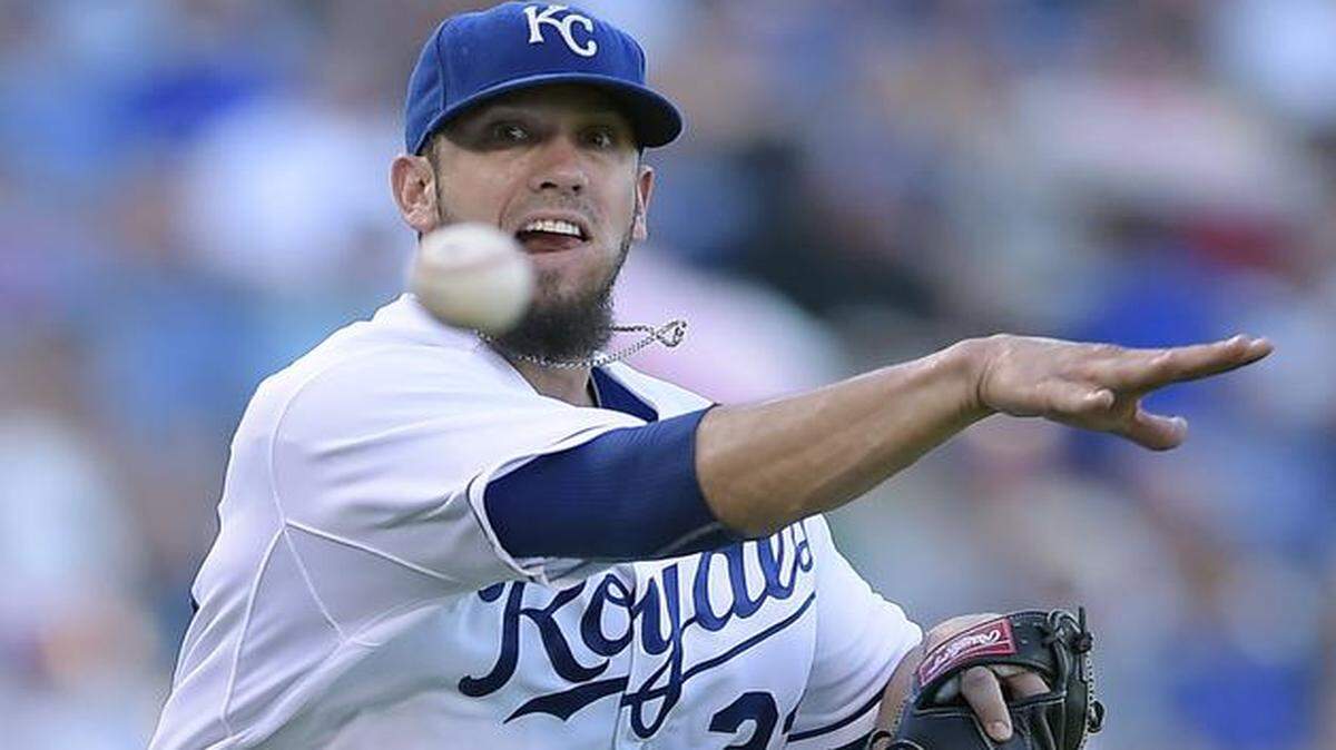 
James Shields is set to take the mound tonight for Kansas City as the Royals play the second game of a three-game series against the Cleveland Indians at Kauffman Stadium.
