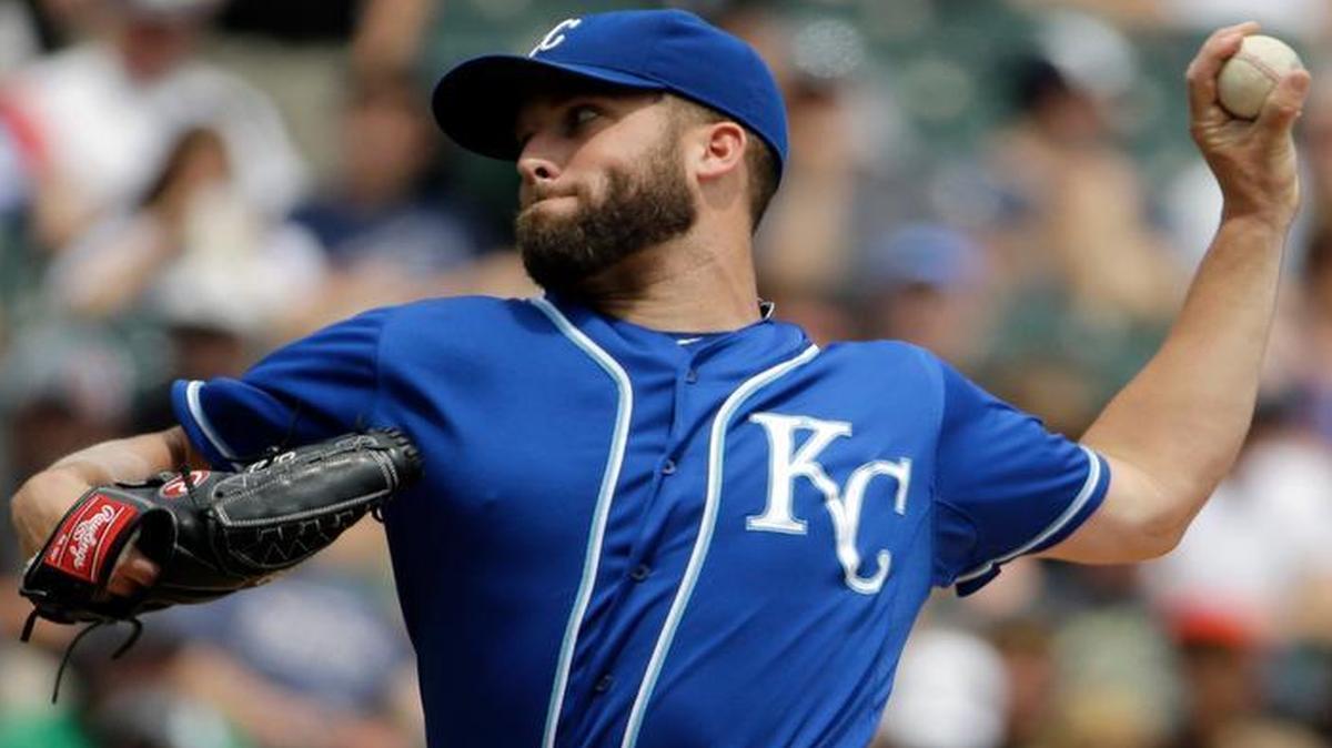
Danny Duffy delivered one of his finest starts as a Royal, and the longest outing of his career, as Kansas City toppled the White Sox and their ace Chris Sale in a 4-1 victory Sunday in Chicago. Duffy kept Chicago scoreless until the ninth inning, when he gave up a solo homer to rookie infielder Tyler Saladino. 

