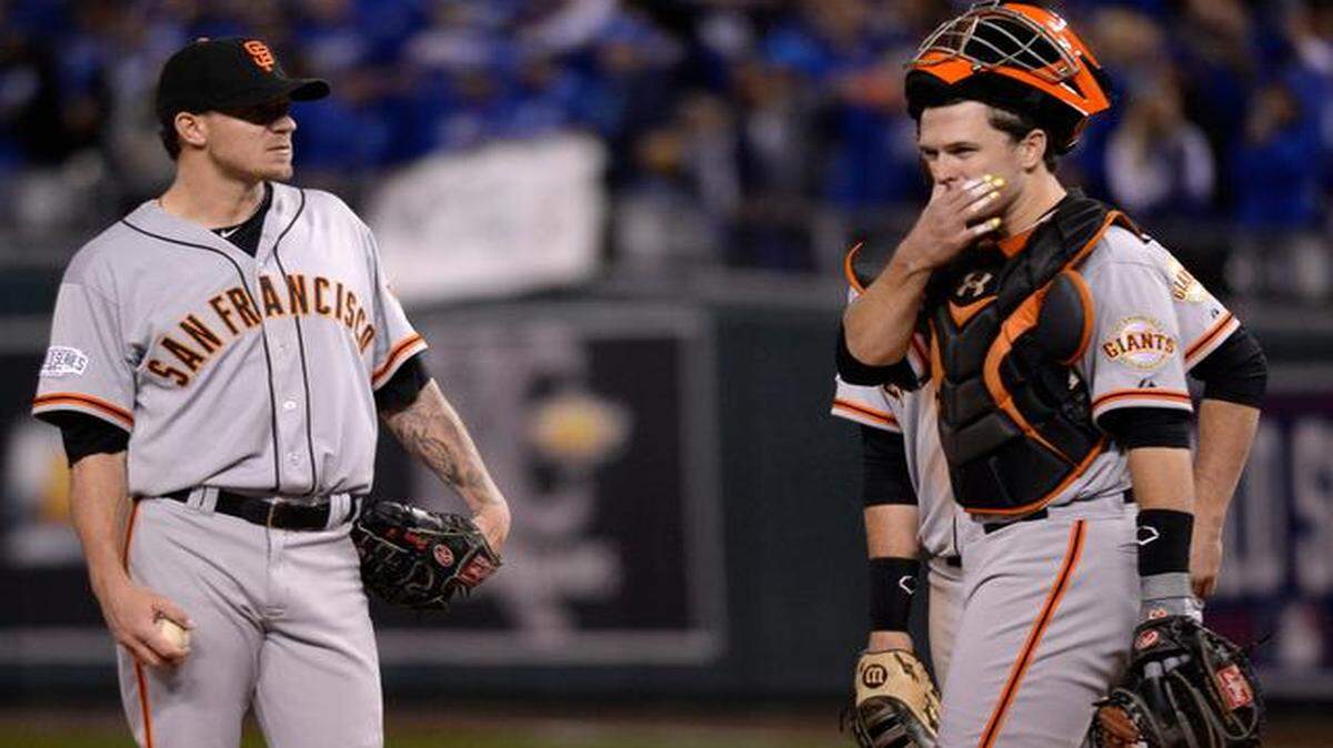 
San Francisco Giants starting pitcher Jake Peavy had a nightmare of a second inning Tuesday in game six of the World Series at Kauffman Stadium.
