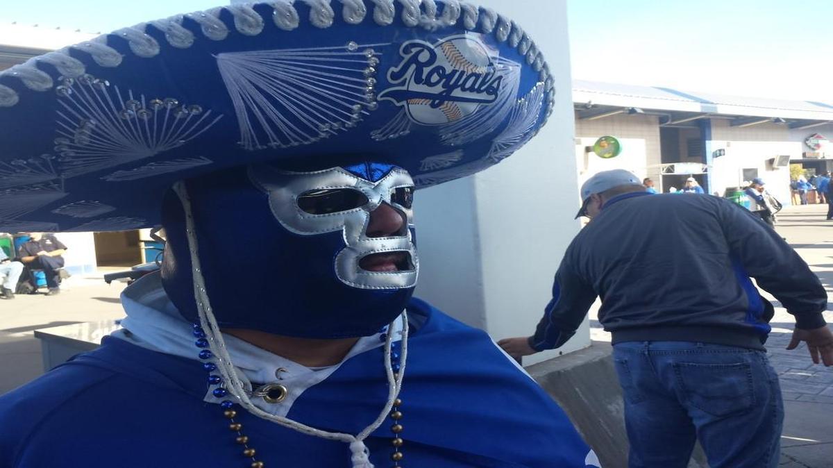 
El Royal (Tony Alonzo) found the view a little restricted in standing room Saturday.
