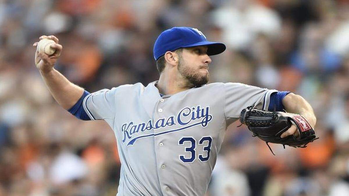 
James Shields posted a 3.18 ERA and went 27-17 in two seasons as a Royal.


