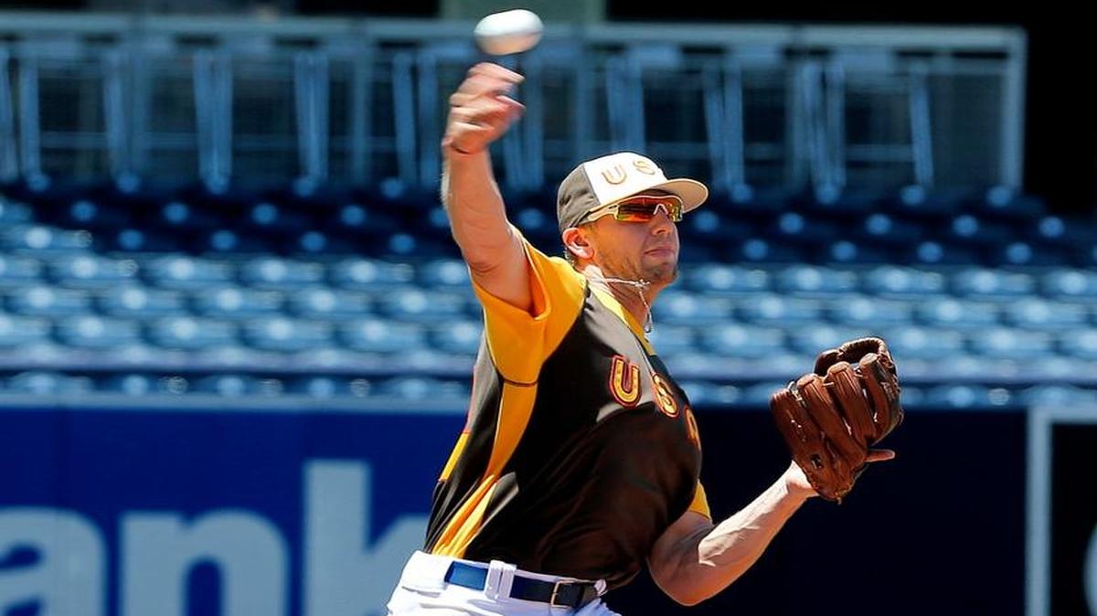 Royals prospect Hunter Dozier fielded ground balls playing for the United States in the All-Star Futures Game on Sunday in San Diego.