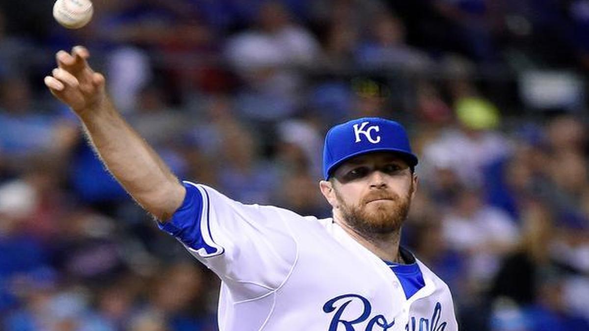 Closer Wade Davis, who recently took over for Greg Holland, gives the Royals a decisive edge in the bullpen.