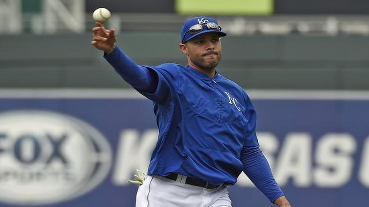 
Alex Rios hasn’t played for the Royals since April 13 because of a broken left hand but could return Friday when the Royals play the Cubs at Wrigley Field.

