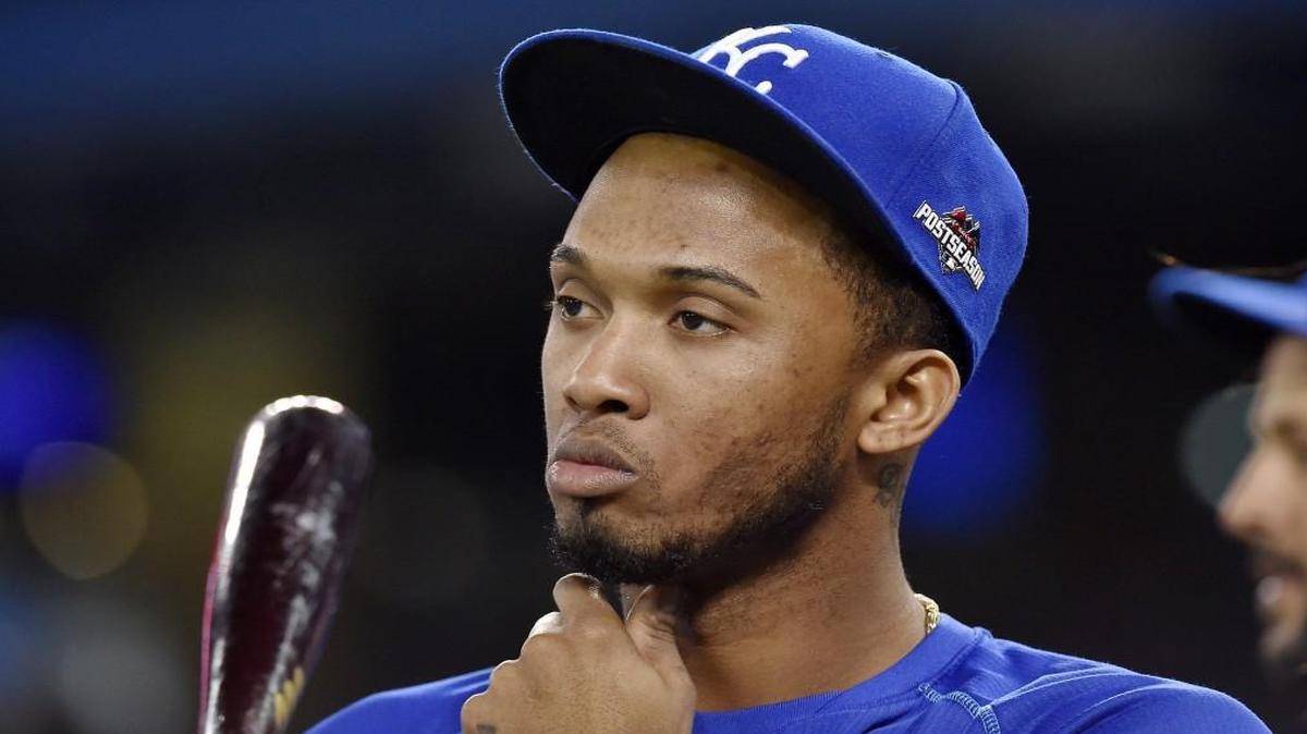 Kansas City Royals shortstop Alcides Escobar waited to take the field before Game 4 of the ALCS at the Rogers Centre in Toronto.