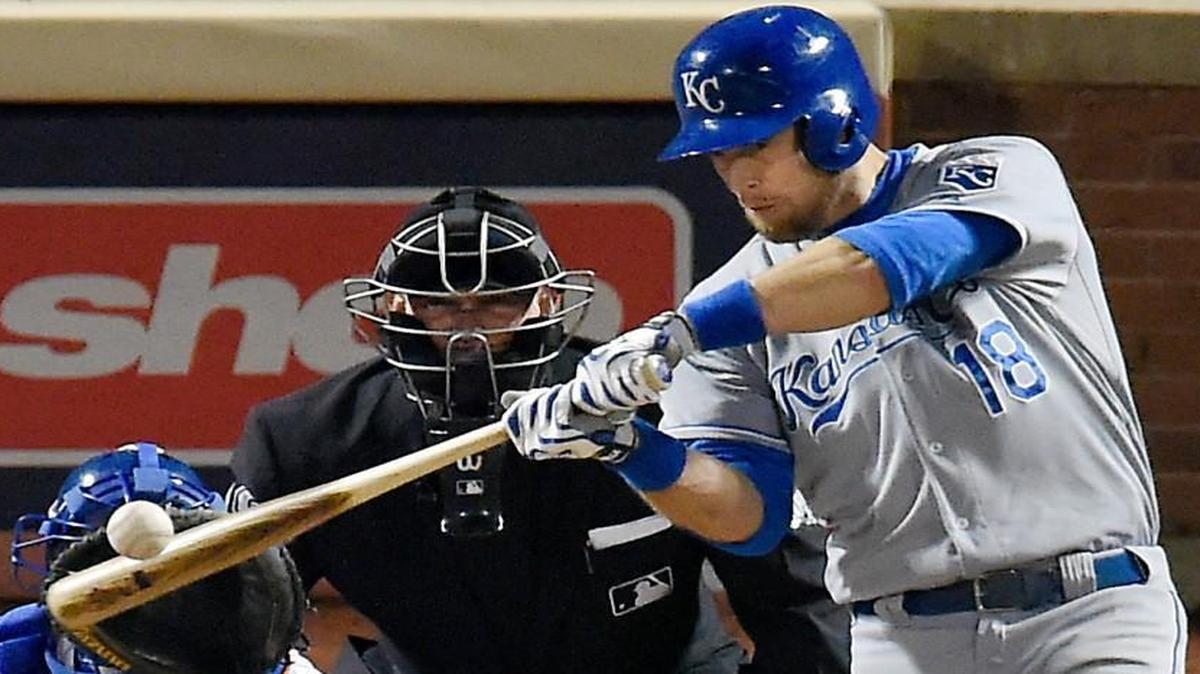 Ben Zobrist tied a major-league record with his eighth double of the playoffs on this hit in the sixth inning of Game 4.