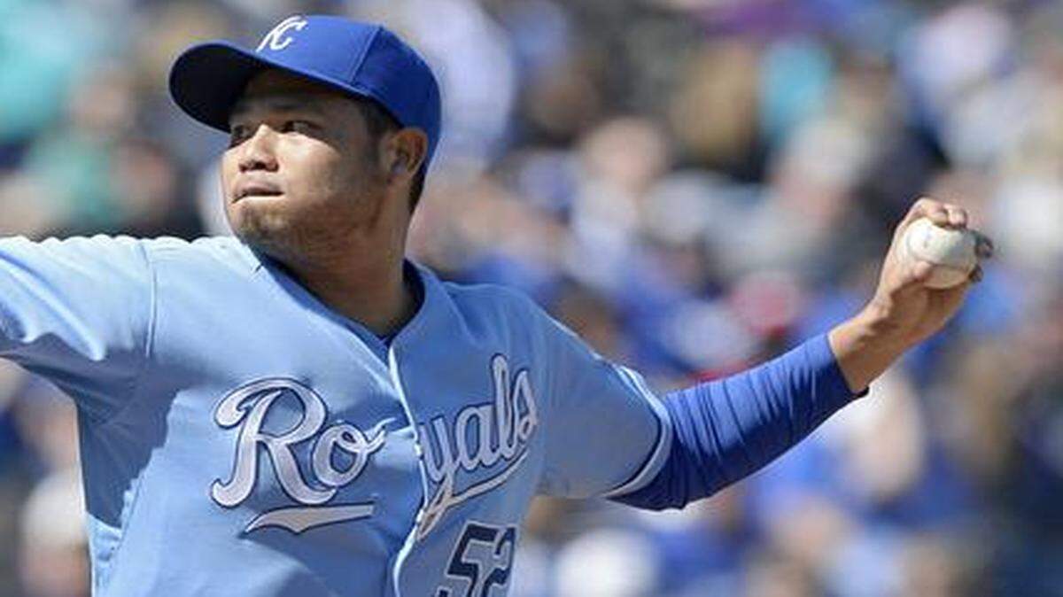 
The Royals parted ways with lefty Bruce Chen on Friday.
