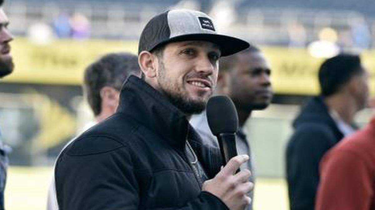 
Royals pitcher James Shields addressed the fans during Thursday’s 2014 season celebration by the Royals for the community on October 30, 2014, at Kauffman Stadium in Kansas City.
