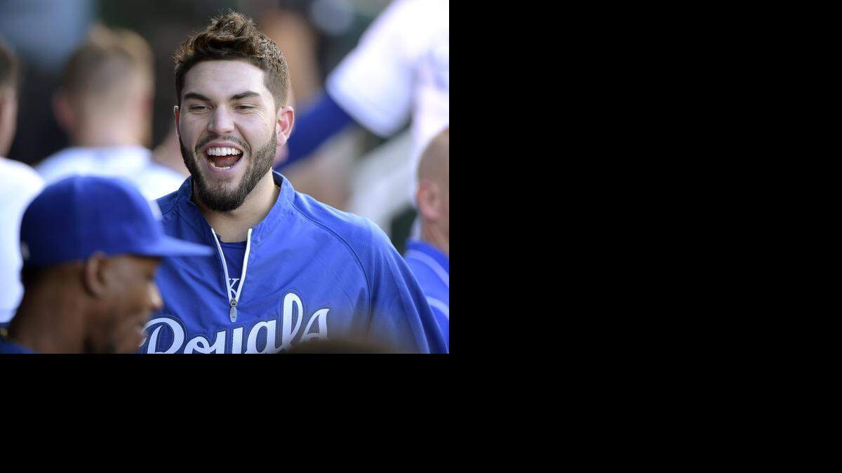 
The injury suffered by first baseman Eric Hosmer has reduced him to a cheerleader in the dugout.
