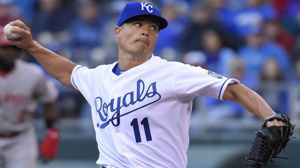 
Kansas City Royals starting pitcher Jeremy Guthrie (11) throws in the first inning during Wednesday's baseball game against the Cincinnati Reds on May 20, 2015 at Kauffman Stadium in Kansas City, Mo.
