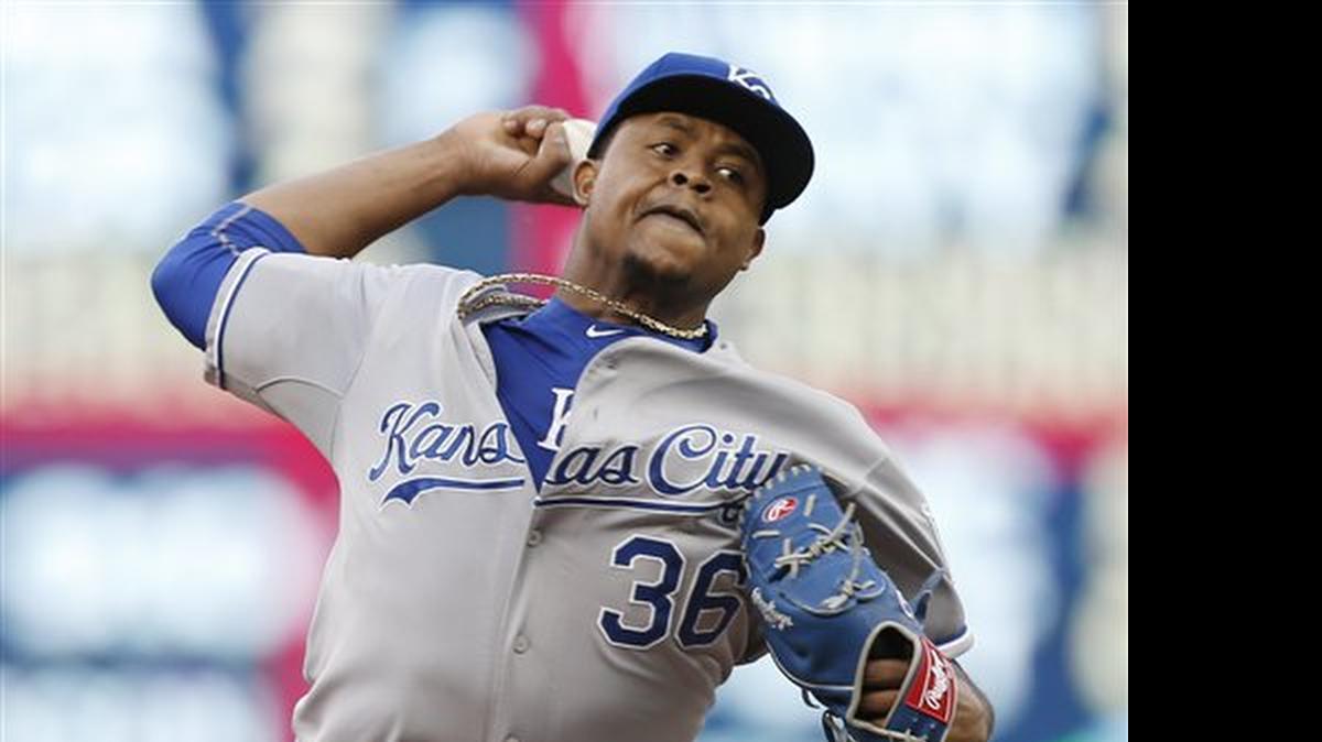 
Kansas City Royals pitcher Edinson Volquez throws against the Minnesota Twins in the first inning of a baseball game, Wednesday, June 10, 2015, in Minneapolis. (AP Photo/Jim Mone)

