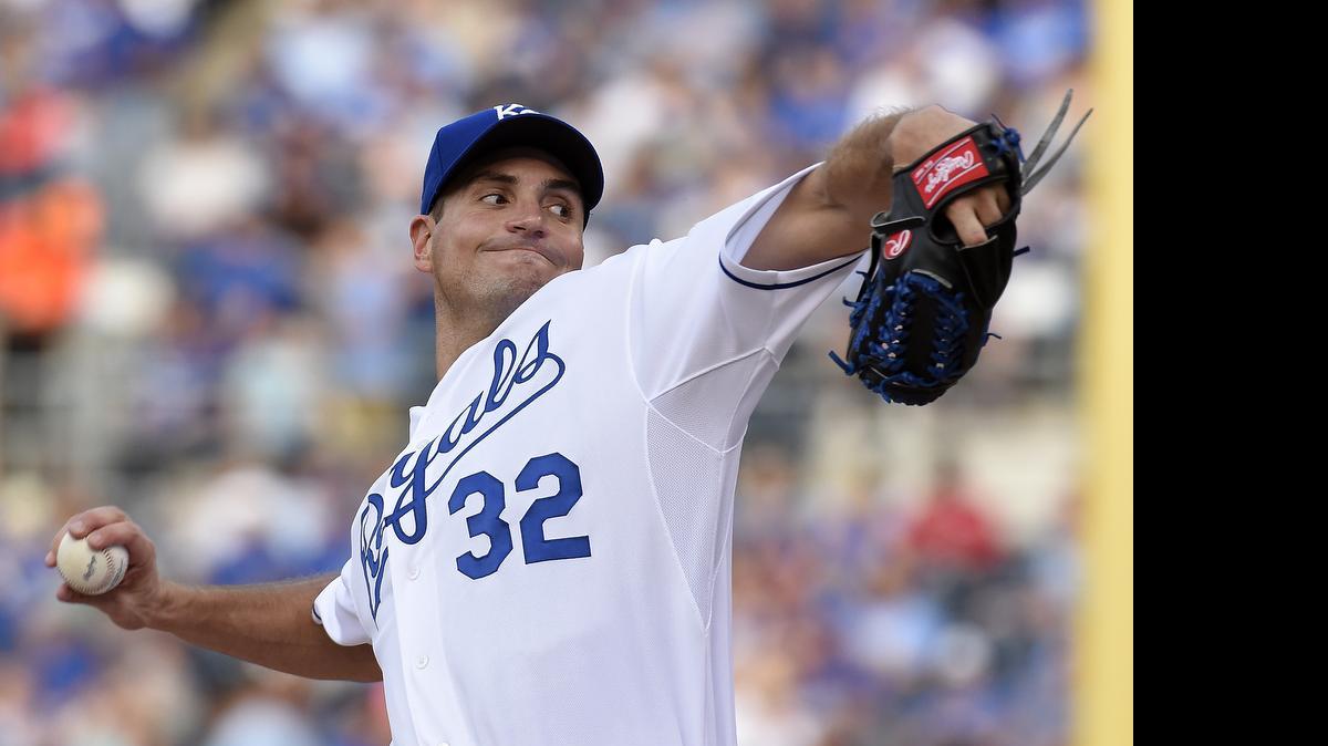 
Kansas City Royals relief pitcher Chris Young (32) throws in the first inning during Thursday's baseball game against the Cleveland Indians on June 4, 2015 at Kauffman Stadium in Kansas City, Mo.
