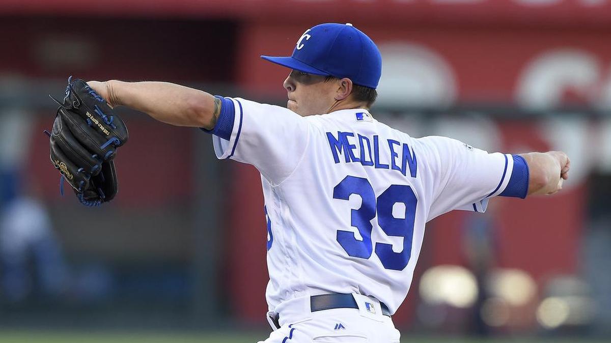 Kansas City Royals starting pitcher Kris Medlen throws during Saturday's baseball game against the Baltimore Orioles on April 23, 2016 at Kauffman Stadium in Kansas City, Mo.