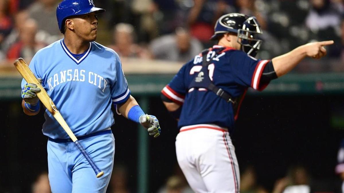 The Royals’ Salvador Perez headed to the dugout after striking out in the sixth inning Saturday against the Cleveland Indians.
