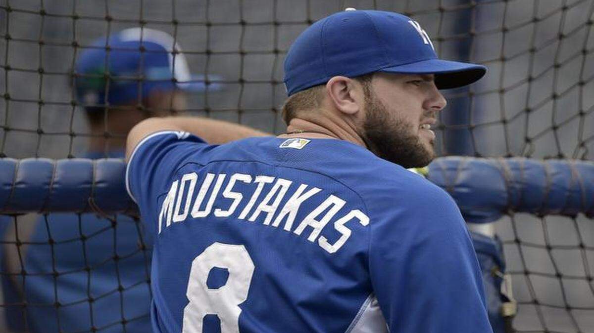 
Mike Moustakas
