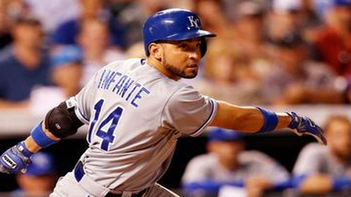 
The Royals’ Omar Infante hit a two-run double against the Colorado Rockies in the seventh inning Tuesday night in Denver.

