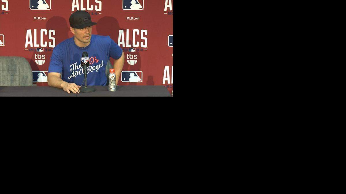 Royals pitcher Jeremy Guthrie apologized Wednesday for wearing a T-shirt that read "These O's Ain't Royal" to a post-game press conference Tuesday.