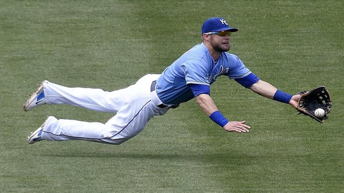 Even if they don’t re-sign Alex Gordon, the Royals want to keep athleticism in their outfield.