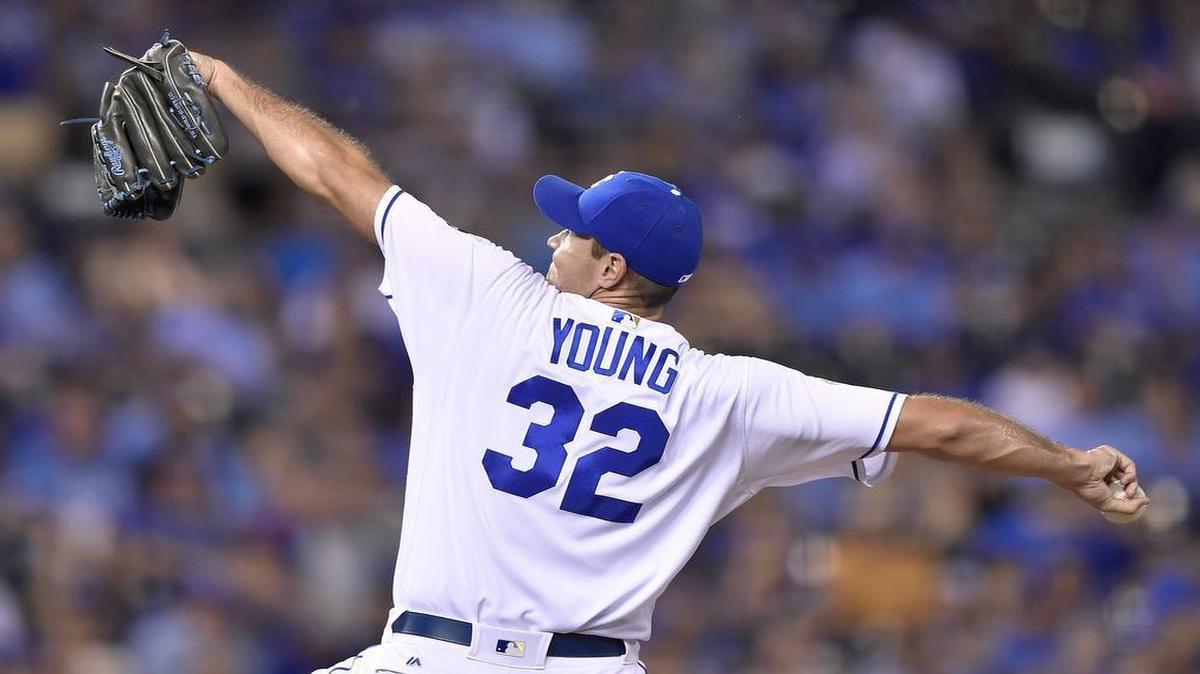 Kansas City Royals starting pitcher Chris Young makes a delivery in a game against the Minnesota Twins on August 18, 2016, at Kauffman Stadium in Kansas City, Mo.