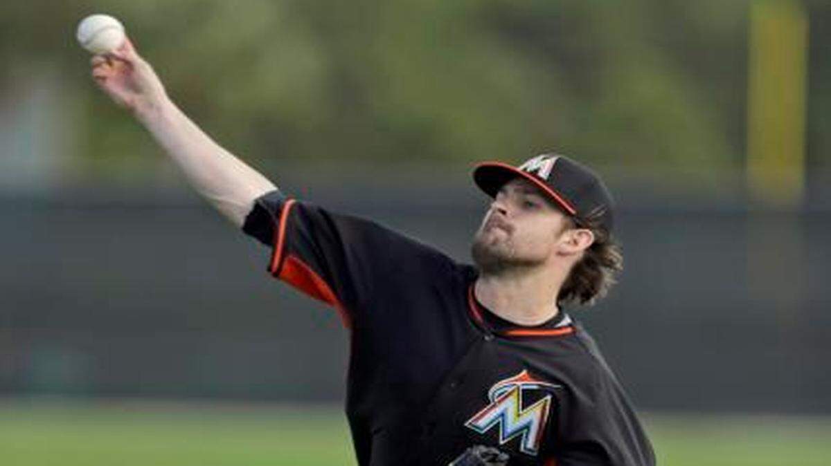 
Miami Marlins pitcher Aaron Crow has been told that he needs season-ending elbow ligament-replacement surgery. Crow will get a second opinion but expects to have the procedure. 


