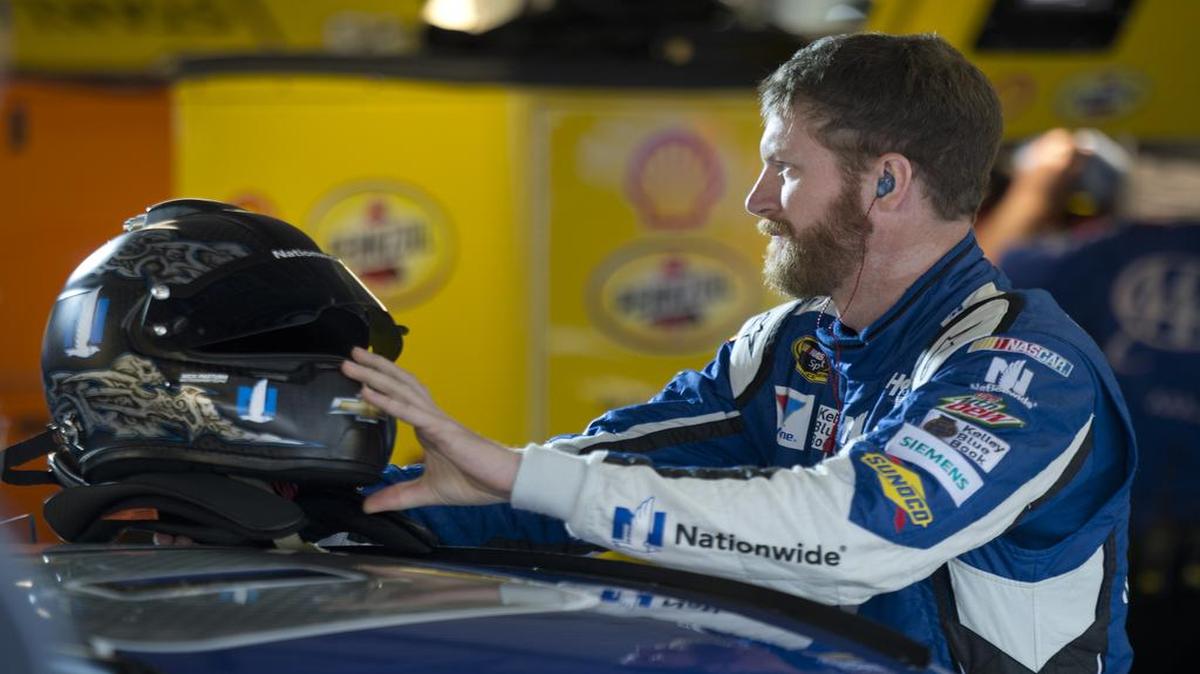 
Dale Earnhardt Jr. hopes to continue the momentum he built with last week’s win at Talladega in this weekend’s SpongeBob SquarePants 400. He said he’s glad the pressure is off as he prepared Friday for the race at Kansas Speedway.


