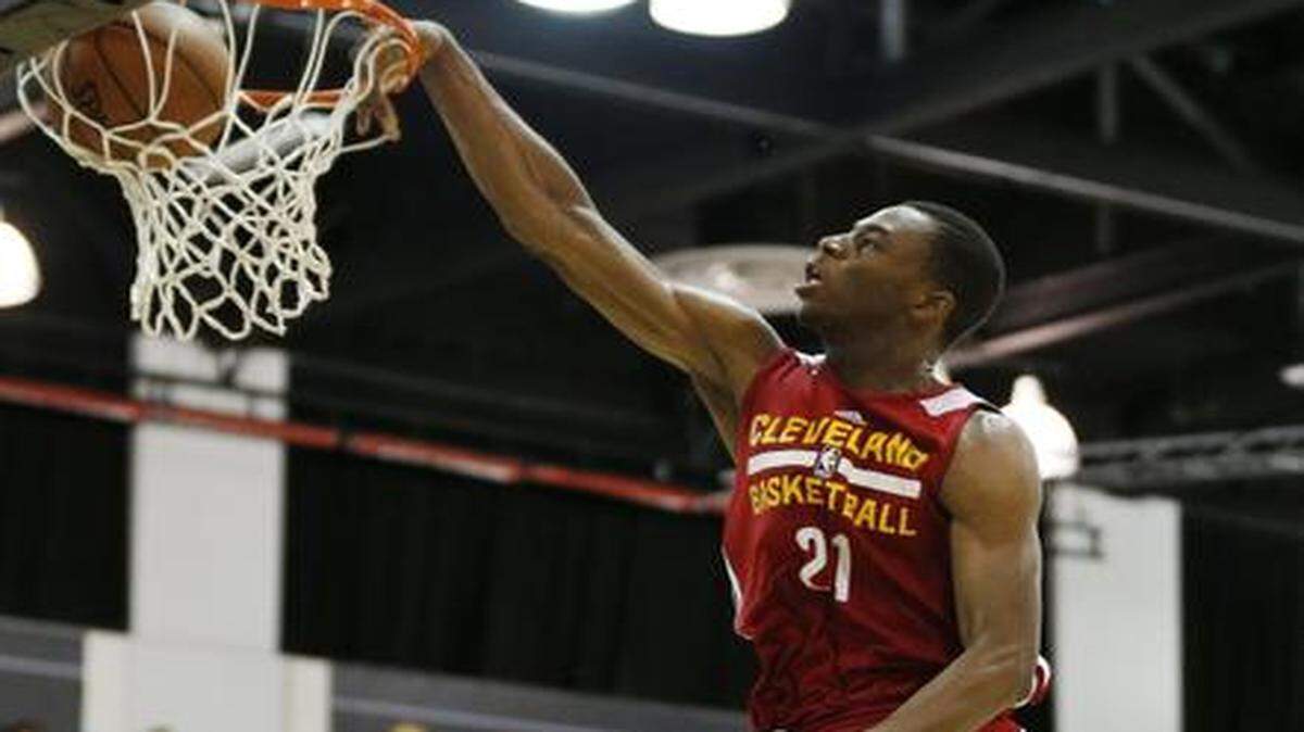 
Former Kansas star Andrew Wiggins was drafted by the Cleveland Cavaliers, but he seems likely to be a member of the Minnesota Timberwolves one day soon. His Cavaliers jersey has been pulled from the NBA’s online shop. Last month, he played for the Cavaliers in the NBA’s summer league in Las Vegas.
