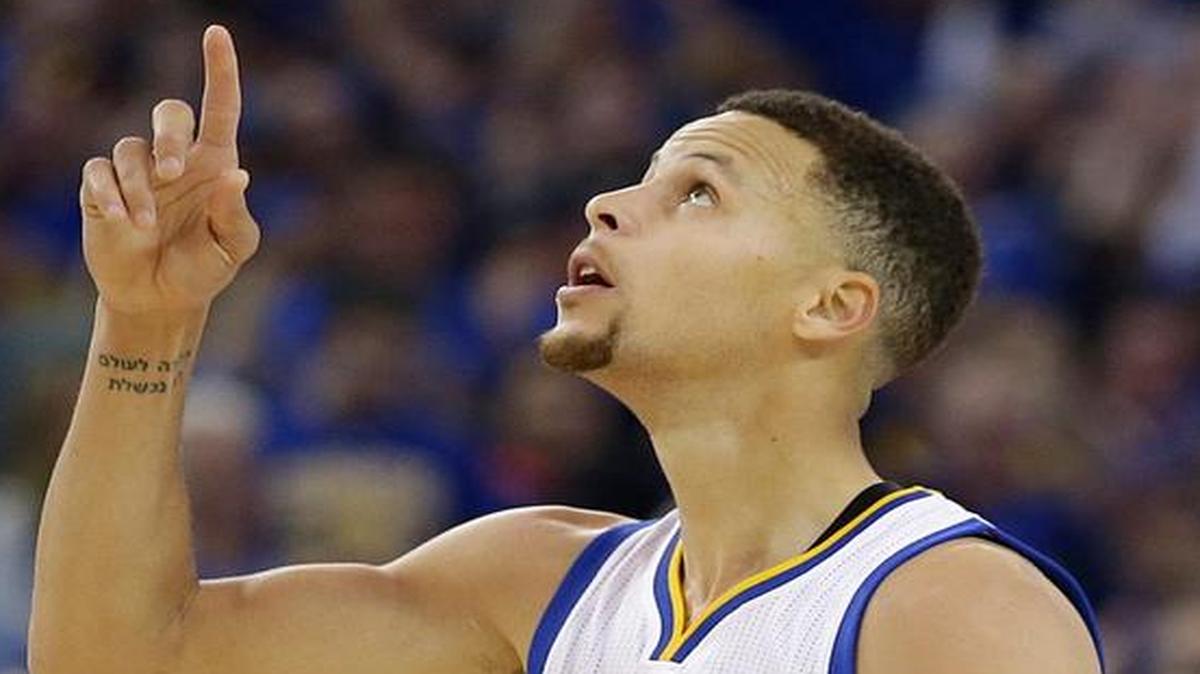 Stephen Curry of the Golden State Warriors finished Wednesday night’s record-setting win over the Memphis Grizzlies with 46 points, was 10 of 19 from beyond the three-point arc and ended the regular season with 402 triples.