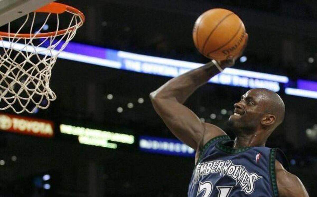 
Kevin Garnett may be getting ready to return to the Minnesota Timberwolves, the team that nurtured him for his first 12 years in the NBA.

