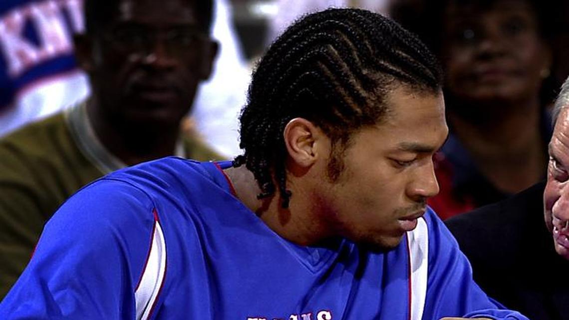 Jeff Graves (left) played in college for the Kansas Jayhawks from 2002-04.