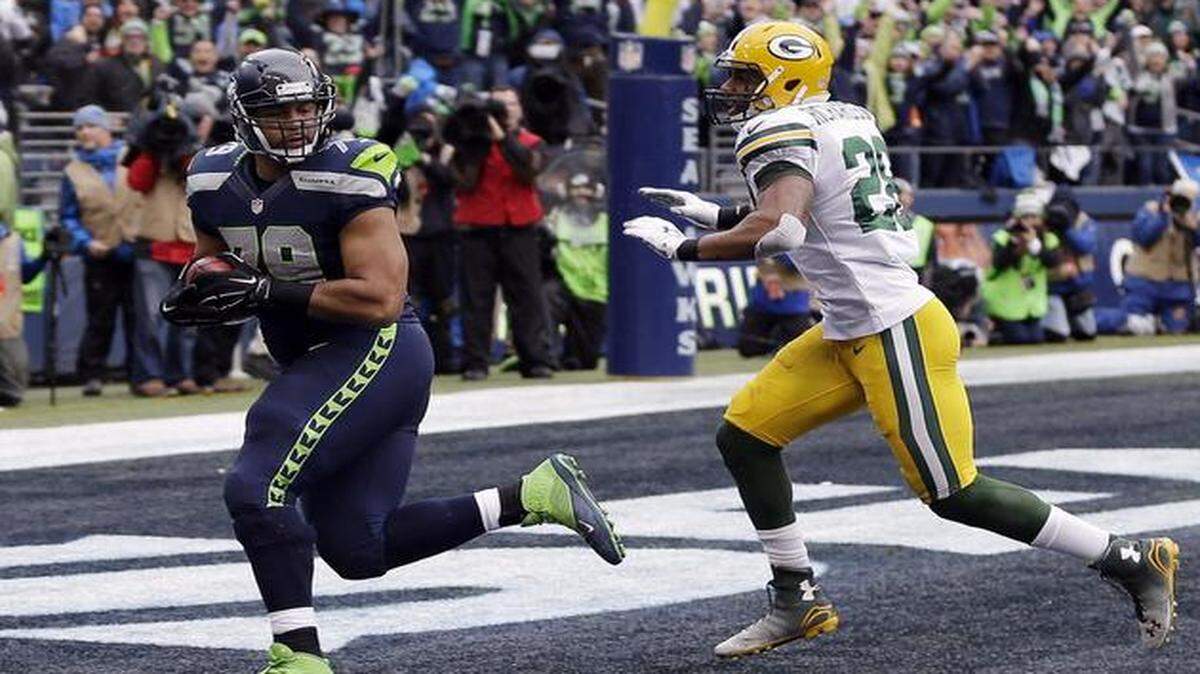 
Seattle’s Garry Gilliam caught a touchdown pass off a fake field goal in the NFC Championship Game.
