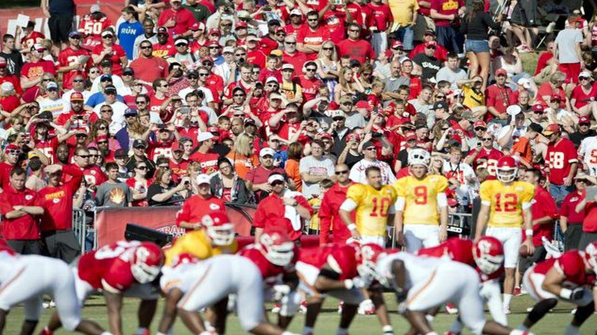 
Chiefs fans kept a close eye on the practice fields during a morning practice at training camplast year at Missouri Western State University in St. Joseph, Mo.
