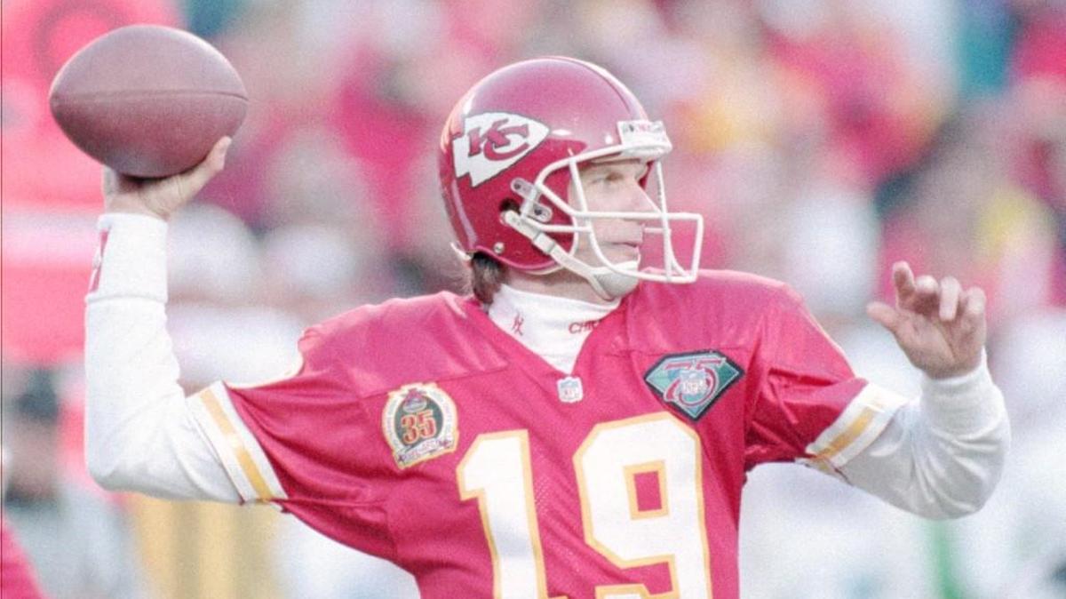 The Chiefs acquired Joe Montana from the 49ers for the 1993 season in a trade for the No. 18 overall selection.