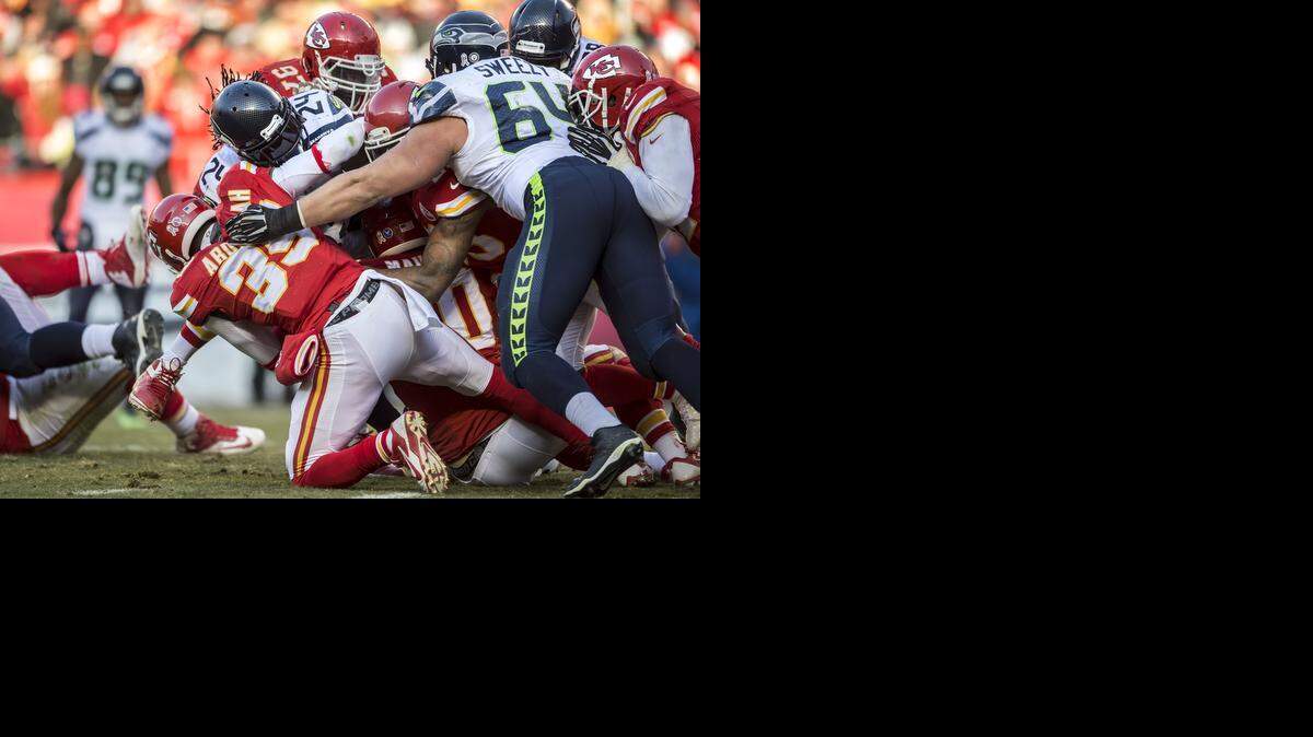 
On third down at the Chiefs' 4-yard line, the Kansas City Chiefs defense stopped Seattle Seahawks running back Marshawn Lynch (24) for a two-yard gain in the fourth quarter during NFL action on November 14, 2014 at Arrowhead Stadium in Kansas City, Mo. The Chiefs won 24-20.
