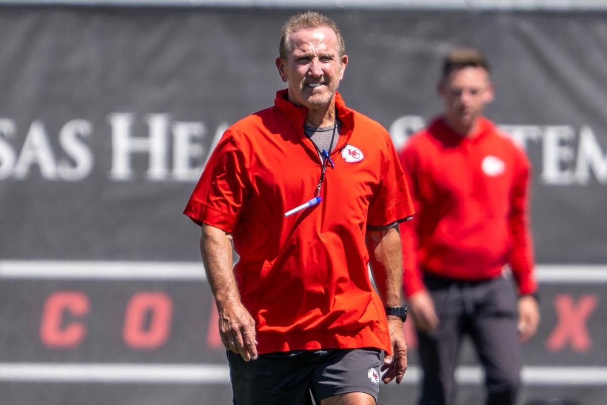 Kansas City Chiefs defensive coordinator Steve Spagnuolo observes players during the second day of mandatory mini-camp practice at the Chiefs training complex on June 12, 2024, in Kansas City.
