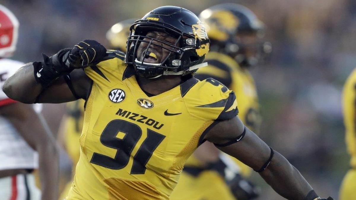 Missouri’s Charles Harris, who had a formal interview scheduled with the Chiefs, racked up nine sacks last season.