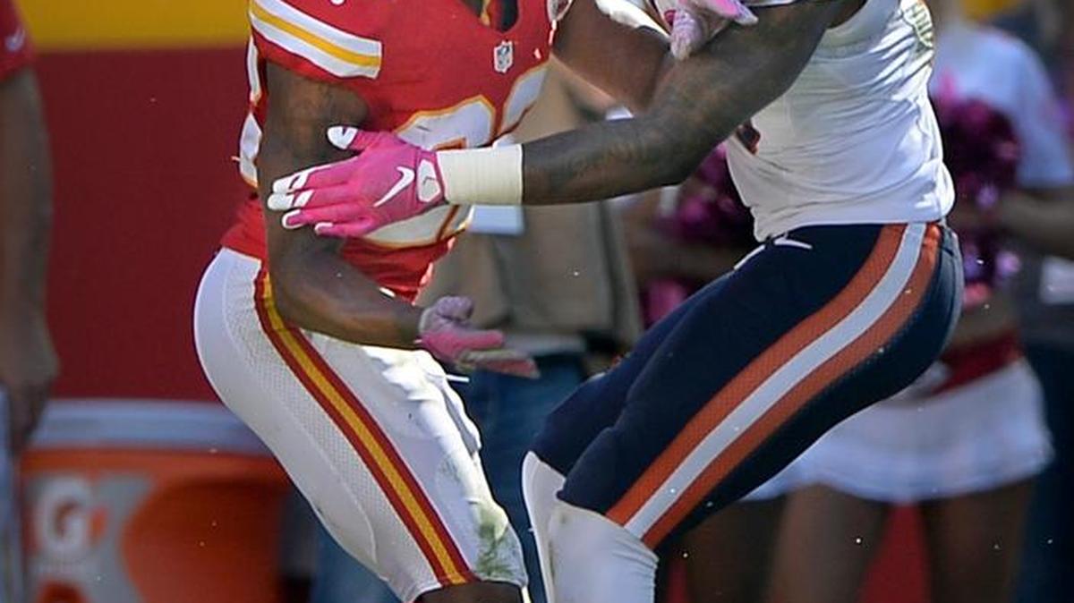 
On the Bears’ final drive Chiefs cornerback Marcus Peters was called for interference on Marquess Wilson, moving the ball deep into Chiefs territory..
