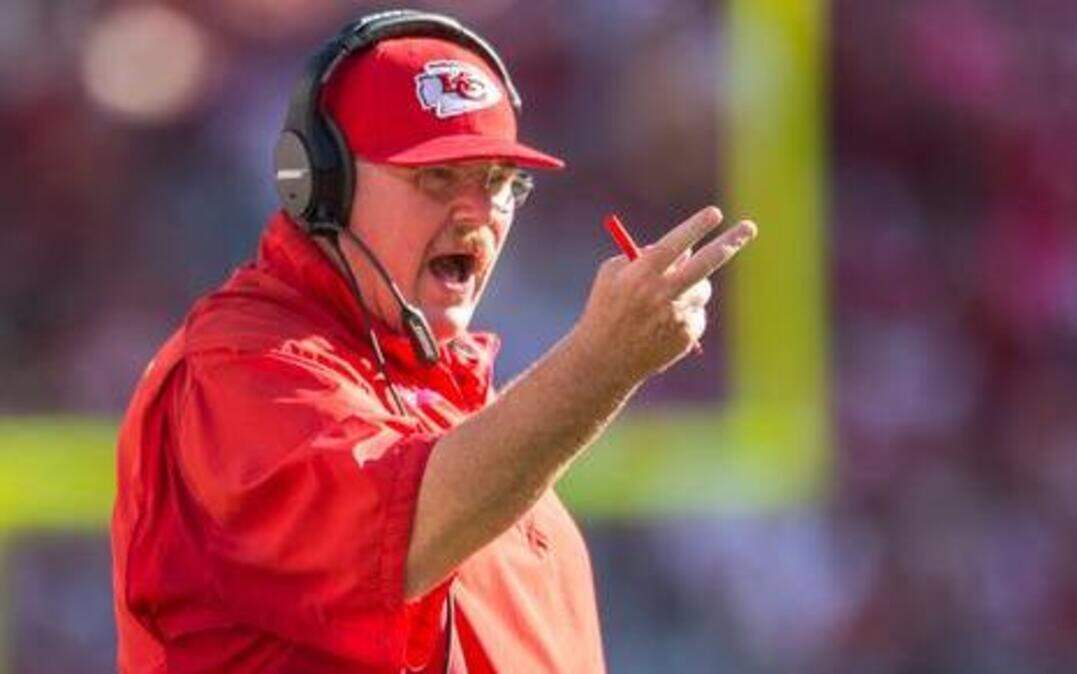 
Sunday’s 22-17 loss to the San Francisco 49ers is definitely a tough one for head coach Andy Reid and the Chiefs to swallow. The Chiefs played their tails off through the first half and were in position to win in the second half. But the offense came up empty, and the defense let the 49ers chew up the clock. 
