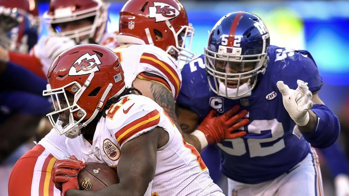 Chiefs running back Kareem Hunt hasn’t been piling up yardage in recent games the way he did earlier in the season.