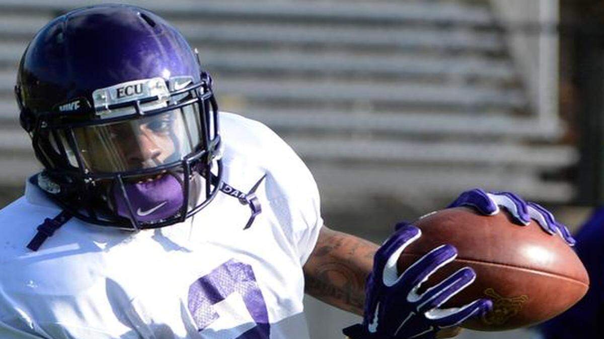 
The first of four players that Eric Galko, the owner of OptimumScouting.com, mentioned as being intriguing fits for Chiefs coach Andy Reid’s West Coast scheme is East Carolina slot receiver Justin Hardy, who is listed at 5 feet 11 and 186 pounds and caught 121 passes for 1,494 yards and 10 touchdowns.
