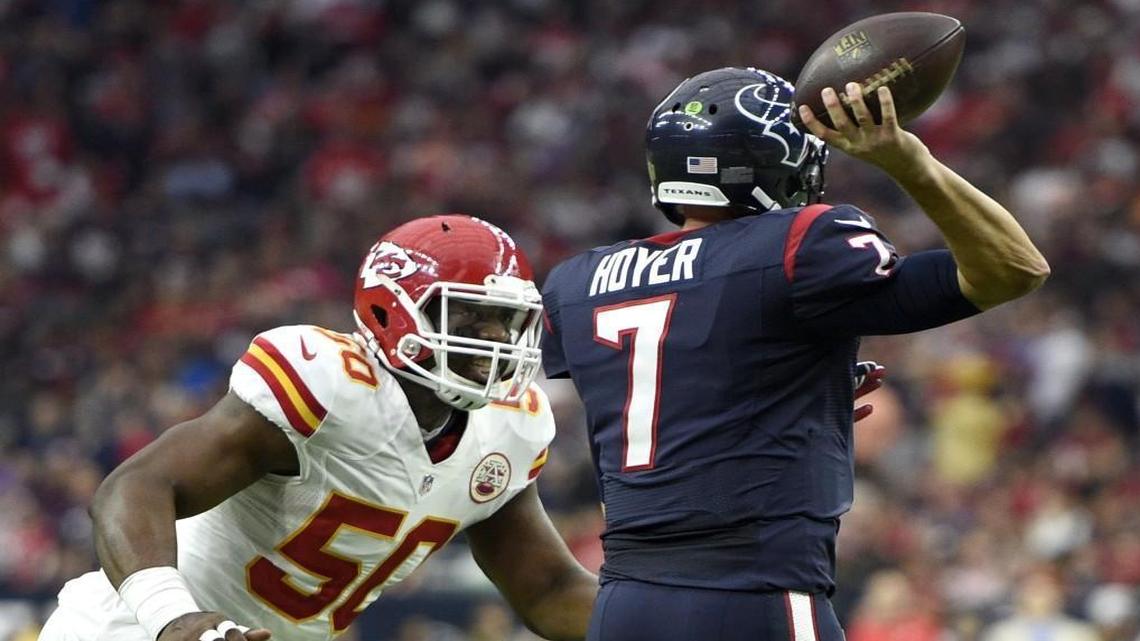 Kansas City Chiefs outside linebacker Justin Houston pressured Houston Texans quarterback Brian Hoyer during a playoff game in January.