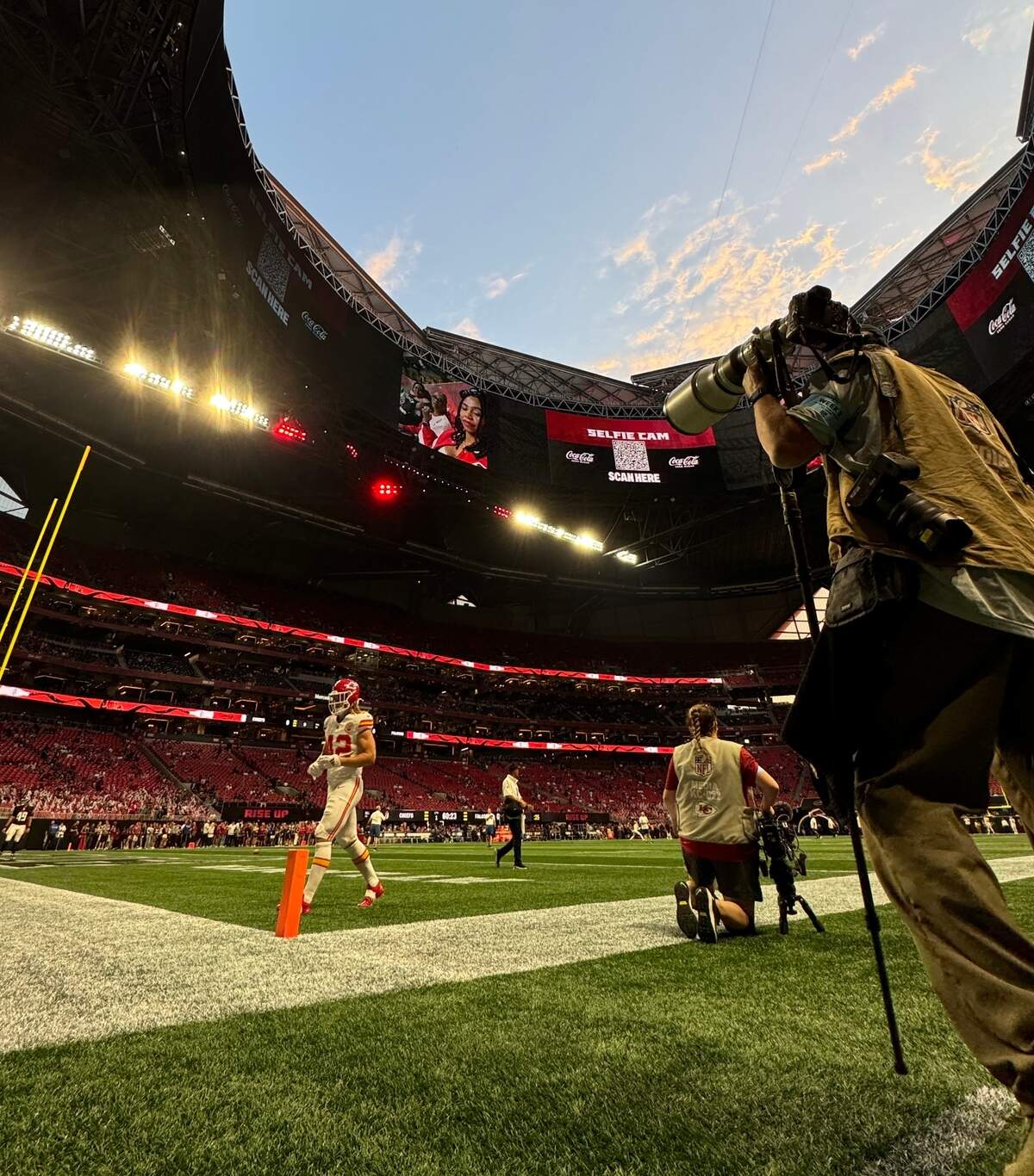 Kansas City Chiefs running back Carson Steele warms up before his first NFL start on Sunday, Sept. 22, 2024 at Mercedes-Benz Stadium in Atlanta.