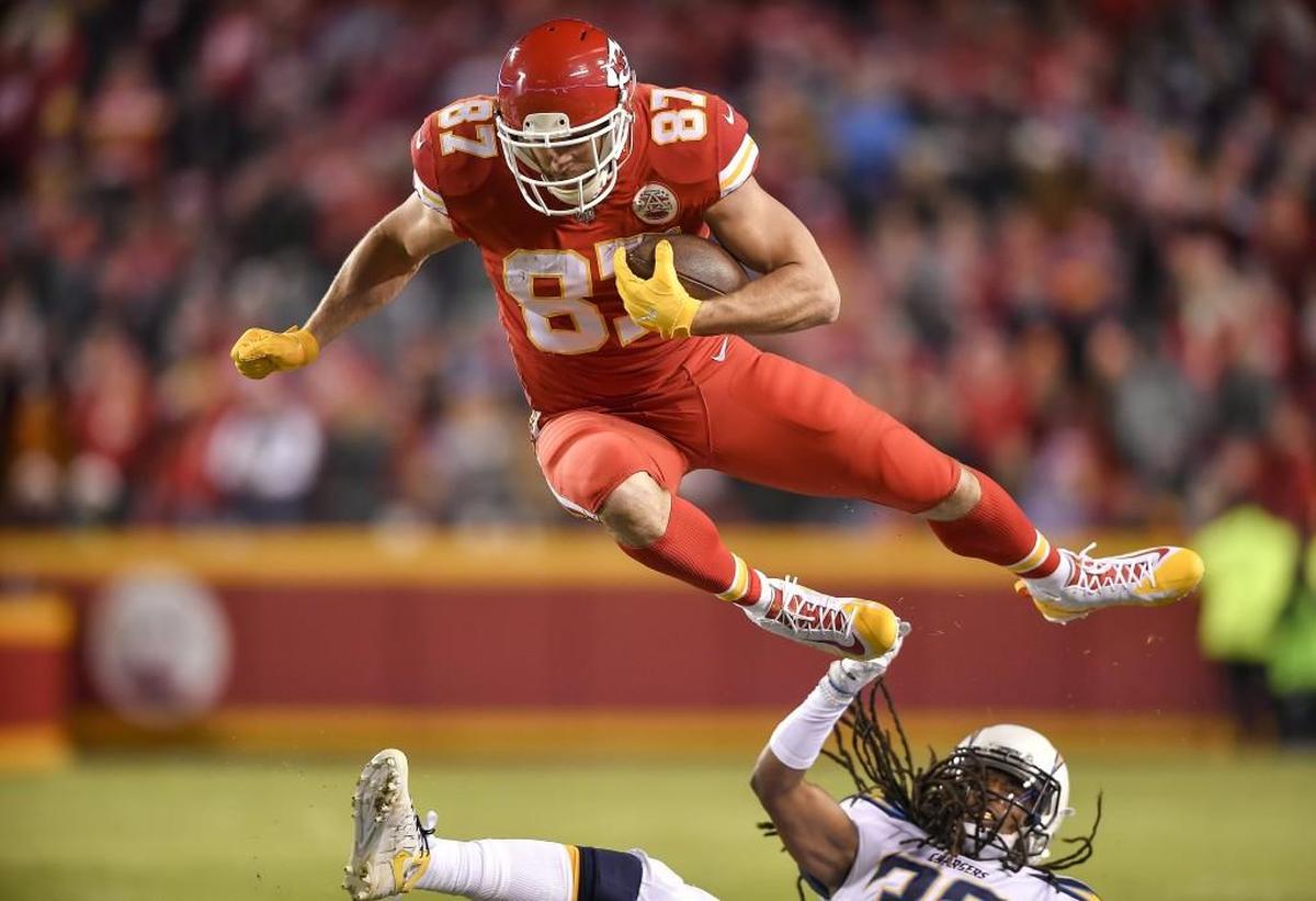 When he’s not incurring silly penalties, there’s no arguing that the Chiefs’ Travis Kelce is one of the best tight ends in the game today.